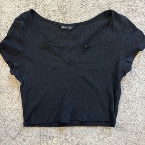 SHEIN Classic Black Ribbed Crop Top